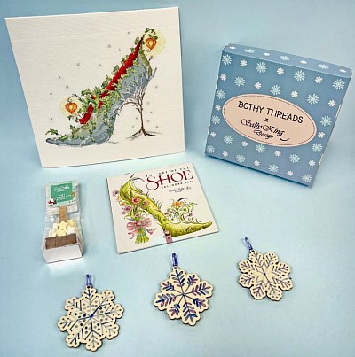 Yule Lanterns Sew-cial Club Box